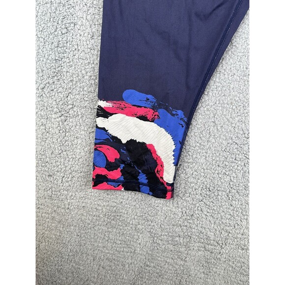 Lucy activewear navy and floral Capri sz large - Picture 3 of 5